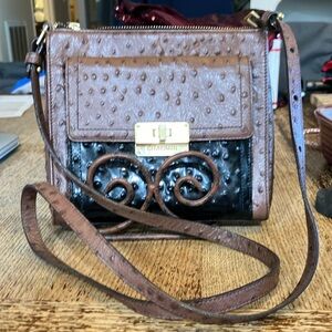Brahmin Crossbody Bag Ostrich leather and Patent leather Brown Black Adjustable